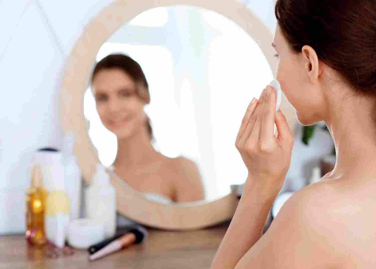 Facial Toners 101: What You Need To Know